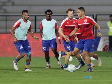 ISL 2016: Mumbai City FC look to deal Chennaiyin FC fatal blow while sealing semi-final slot ISL 2016: Mumbai City FC look to deal Chennaiyin FC fatal blow while sealing semi-final slot