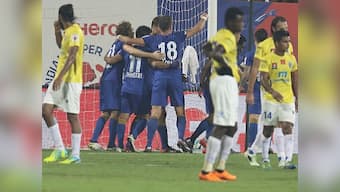 ISL 2016: Big defeat to Mumbai City FC hurts Kerala Blasters' goal difference, may hit play-off chances