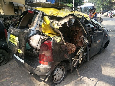 Mumbai: Six people killed, three injured in Eastern Freeway accident Mumbai: Six people killed, three injured in Eastern Freeway accident