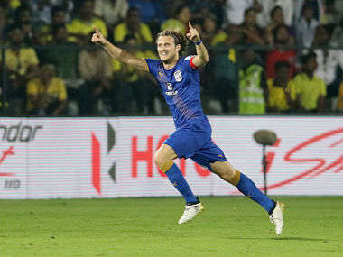 ISL 2016: Mumbai City FC's Diego Forlan, a marquee player who's a rare mix of style and sweat ISL 2016: Mumbai City FC's Diego Forlan, a marquee player who's a rare mix of style and sweat