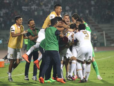 ISL 2016: NorthEast United see off Delhi Dynamos to keep their semifinal hopes alive ISL 2016: NorthEast United see off Delhi Dynamos to keep their semifinal hopes alive