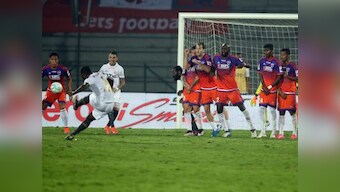 ISL 2016: NorthEast United revive semifinal hopes thanks to narrow win over FC Pune City