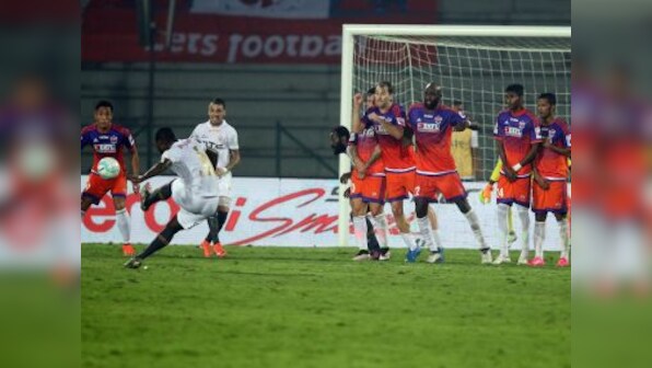 ISL 2016: NorthEast United revive semifinal hopes thanks to narrow win over FC Pune City