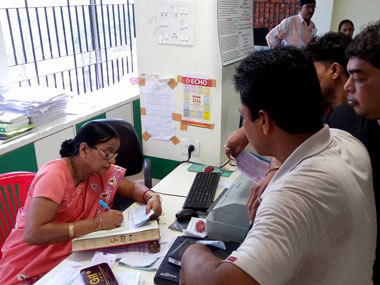 Rs 500, Rs 1,000 notes ban: 'They were helpless', says Assam retired banker who helped ex-colleagues Rs 500, Rs 1,000 notes ban: 'They were helpless', says Assam retired banker who helped ex-colleagues