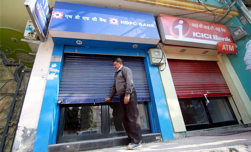 Demonetisation: Nearly 10 days in, the pain has yet to ease for the common man Demonetisation: Nearly 10 days in, the pain has yet to ease for the common man