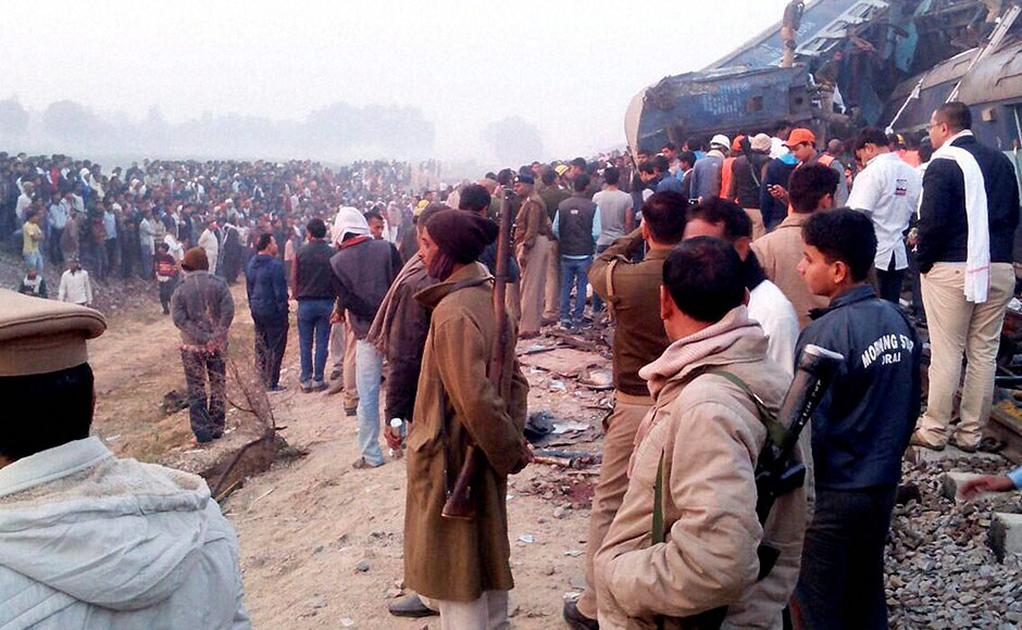 Vice President Hamid Ansari and Uttar Pradesh Chief Minister Akhilesh Yadav have expressed grief over the loss of lives. PTI Vice President Hamid Ansari and Uttar Pradesh Chief Minister Akhilesh Yadav have expressed grief over the loss of lives. PTI