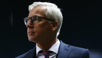 Premier League: Crystal Palace's Alan Pardew in firing line after 'crazy' 5-4 loss to Swansea