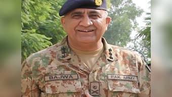 Nawaz Sharif appoints Lt Gen Qamar Javed Bajwa as Pakistan Army chief, Gen Raheel retires on Tuesday