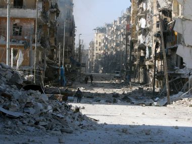 Thousands flee as Syria rebels lose northeast Aleppo Thousands flee as Syria rebels lose northeast Aleppo