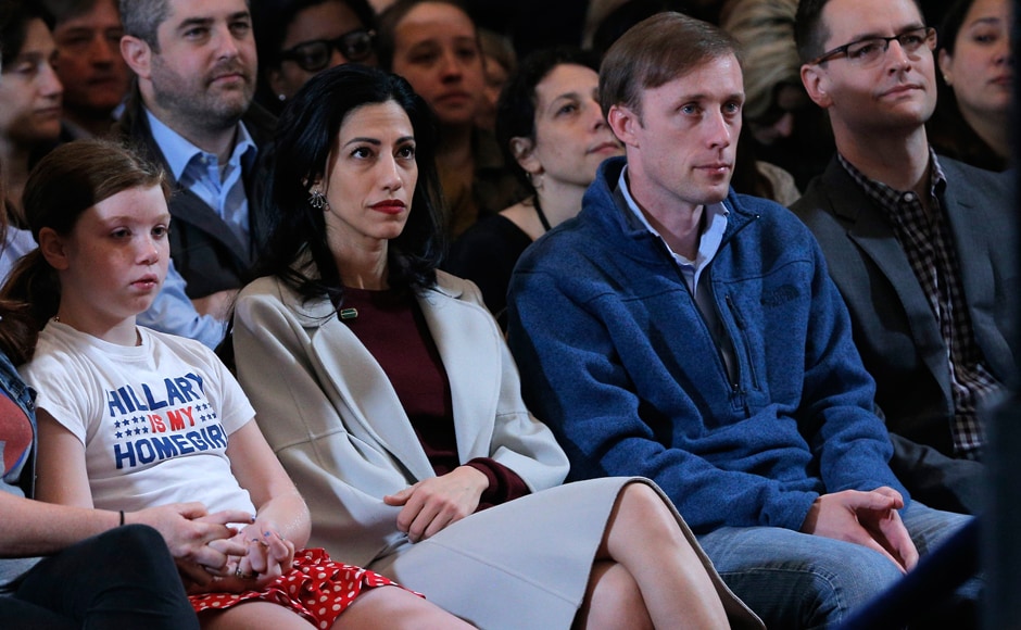 Clinton's top aide Huma Abedin was at the front row. The estranged wife of Anthony Weiner had been missing from Clinton's side since the FBI found new evidence in the Clinton email scandal. Reuters Clinton's top aide Huma Abedin was at the front row. The estranged wife of Anthony Weiner had been missing from Clinton's side since the FBI found new evidence in the Clinton email scandal. Reuters