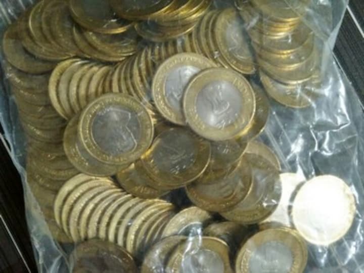 Fake Rs 10 coins in circulation: RBI flays rumours, calls it 'legal tender'