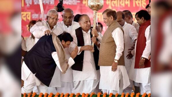 Uttar Pradesh Assembly Elections 2017: EC may give order on SP symbol dispute on Monday