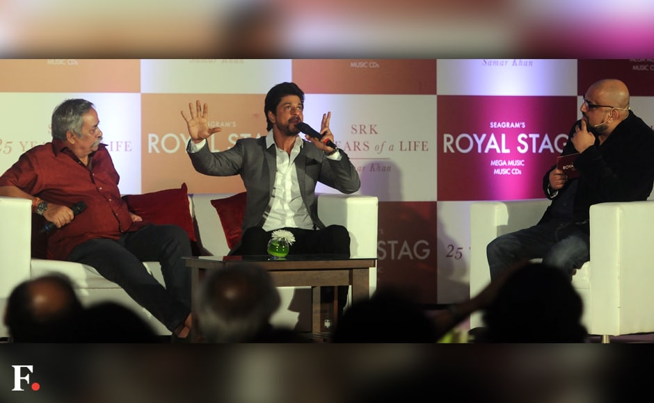 Shah Rukh Khan launches author Samar Khan’s book 'SRK 25 Years of a ...