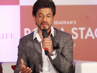 Nepotism in Bollywood: Shah Rukh Khan teaches us the art of answering a controversial question Nepotism in Bollywood: Shah Rukh Khan teaches us the art of answering a controversial question