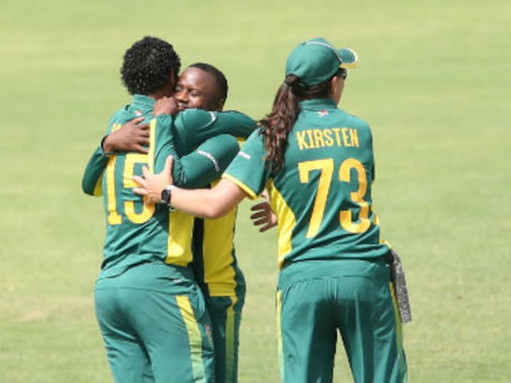 CSA suspends two players from South Africa women's team over discipline problems