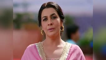 Amrita Singh walks out of Arjun Kapoor's 'Mubarakan', replaced by Rathna Pathak Shah