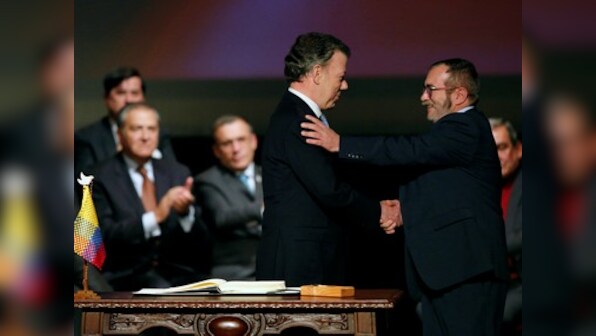 Colombia, Farc rebels sign second peace deal amid opposition; Ban Ki-moon welcomes pact