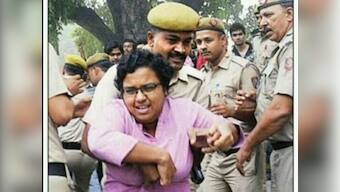 JNU missing student row: Twitterati agitates against Delhi Police manhandling female protester