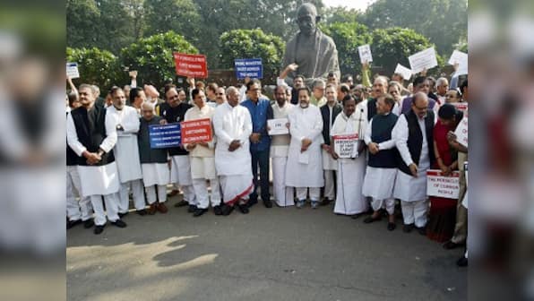 Demonetisation: Trains halted, roads blocked in Bihar as Jan Akrosh Diwas begins