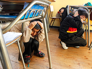 Earthquake of magnitude 5.6 hits Japan two days after Fukushima tsunami Earthquake of magnitude 5.6 hits Japan two days after Fukushima tsunami