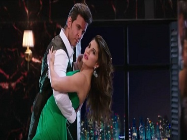 Watch: Hrithik Roshan, Jacqueline Fernandez finally share screen space in this ad Watch: Hrithik Roshan, Jacqueline Fernandez finally share screen space in this ad