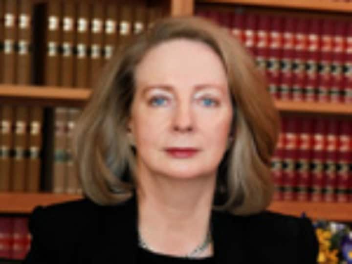 Susan Kiefel, former receptionist, becomes Australia's first female High Court chief justice