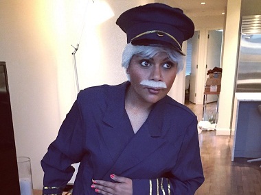 Halloween roundup: Obamas dance to 'Thriller'; Mindy Kayling dresses up as Tom Hanks Halloween roundup: Obamas dance to 'Thriller'; Mindy Kayling dresses up as Tom Hanks