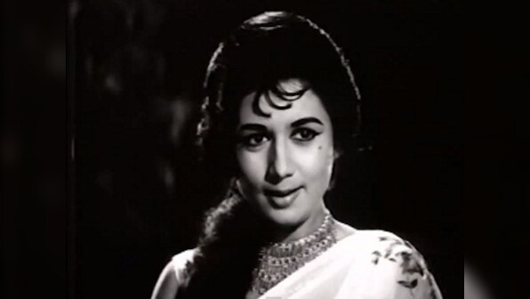Yesteryear actor Nanda's family dubs her will as fake, moves to Bombay HC