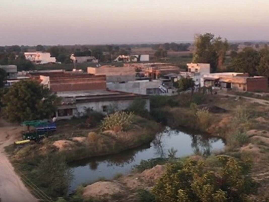Demonetisation: Modi's cashless economy dream is a reality in this tiny Gujarat village-India News , Firstpost Demonetisation: Modi's cashless economy dream is a reality in this tiny Gujarat village-India News , Firstpost
