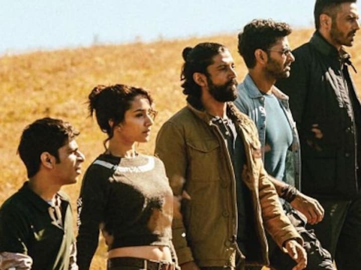 Rock On 2 bears the brunt of demonetisation or of its own mediocrity? Box office update