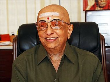 Cho Ramaswamy dead: Veteran journalist, actor, playwright passes away at 82 Cho Ramaswamy dead: Veteran journalist, actor, playwright passes away at 82