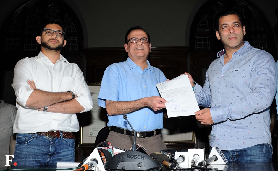 Bollywood actor and brand ambassador of The Brihanmumbai Municipal Corporation (BMC) anti-open defecation campaign Salman Khan along with Aditya Thackeray, Head of Yuva Sena and municipal commissioner Ajoy Mehta at the BMC head quarters. Firstpost/Sachin Gokhale Bollywood actor and brand ambassador of The Brihanmumbai Municipal Corporation (BMC) anti-open defecation campaign Salman Khan along with Aditya Thackeray, Head of Yuva Sena and municipal commissioner Ajoy Mehta at the BMC head quarters. Firstpost/Sachin Gokhale
