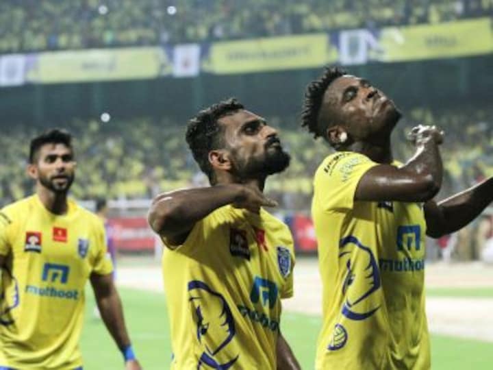 ISL 2016: Kerala Blasters pip NorthEast United to semifinal berth thanks to CK Vineeth winner