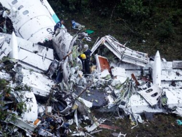 Chapecoense plane crash: Pilots were aware of fuel shortage, were late in sounding alarm, confirm authorities