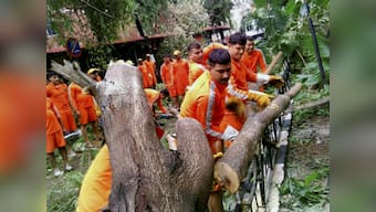 Cyclone Vardah: Tamil Nadu CM O Panneerselvam asks for Rs 1,000 crore for relief from Centre