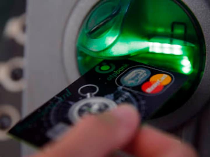 Another ATM in Delhi dispenses 'Children Bank of India' Rs 2,000 note