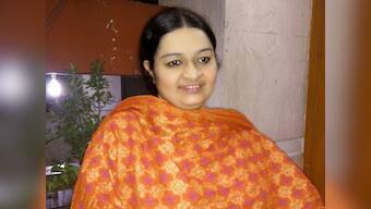Jayalalithaa's niece Deepa Jayakumar aims to make things tricky for Sasikala