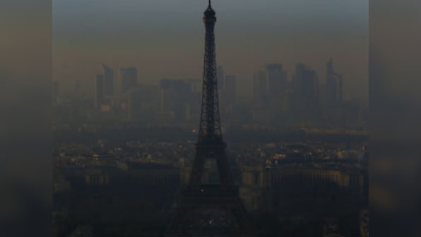 Paris faces worst pollution in a decade, traffic restrictions introduced