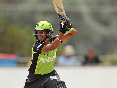 WBBL: Harmanpreet Kaur's all-round show guides Sydney Thunders to an easy win WBBL: Harmanpreet Kaur's all-round show guides Sydney Thunders to an easy win