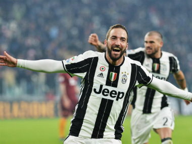 Serie A: Struggling Juventus striker Gonzalo Higuain backed by former legend Luca Toni to score 30 goals Serie A: Struggling Juventus striker Gonzalo Higuain backed by former legend Luca Toni to score 30 goals