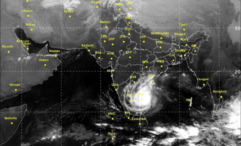 Cyclone Vardah: Storm moves further, expected to make landfall near ...