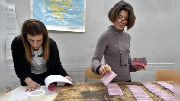 Italy referendum: Italians go to polls, as Europe watches outcome closely