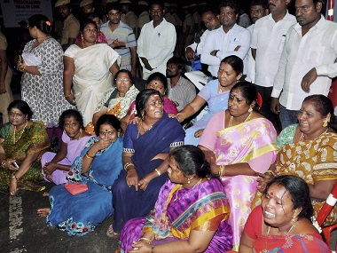 Jayalalithaa's health: AIADMK workers gather at Apollo Hospitals confident of 'good news' Jayalalithaa's health: AIADMK workers gather at Apollo Hospitals confident of 'good news'