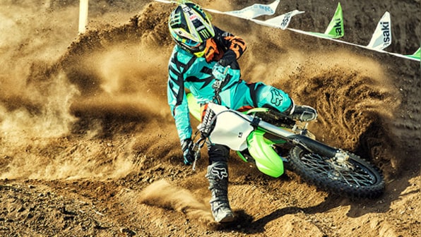 2017 Kawasaki KX100 and KX250F launched in India