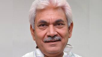 Union Minister Manoj Sinha injured in car accident in Uttar Pradesh