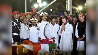 Jayalalithaa burial: Did Rahul Gandhi, Ghulam Nabi Azad harm Congress with ill-timed smiles?