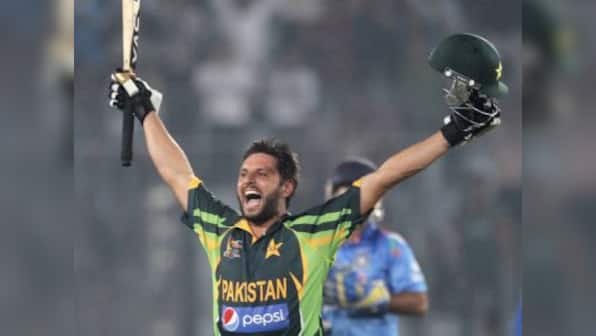 Shahid Afridi receives heartwarming retirement gift from Virat Kohli and Co