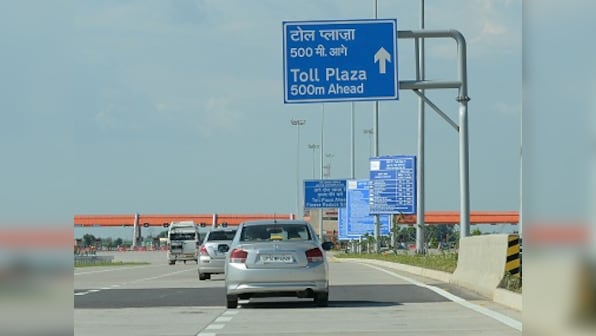 Demonetisation aftermath: Free rides over, be prepared to pay up at toll nakas from midnight