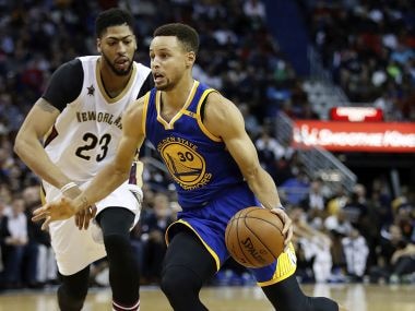 NBA roundup: Steph Curry outguns Anthony Davis in Warriors win, Cleveland Cavaliers maul Grizzlies
