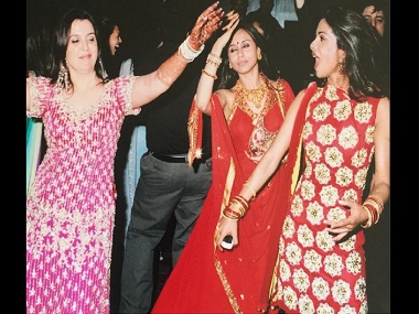Farah Khan's throwback pics of Shah Rukh Khan, Rani Mukerji, Priyanka Chopra need to be seen! Farah Khan's throwback pics of Shah Rukh Khan, Rani Mukerji, Priyanka Chopra need to be seen!